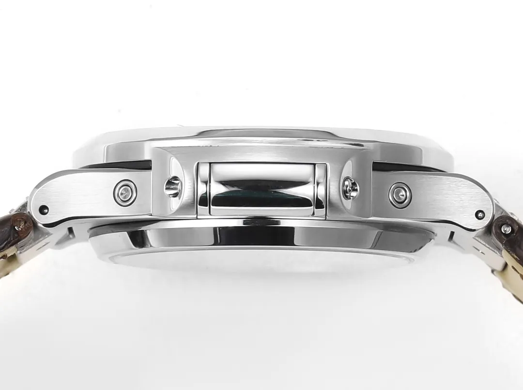 Patek Philippe Green Nautilus Watch - Image 7