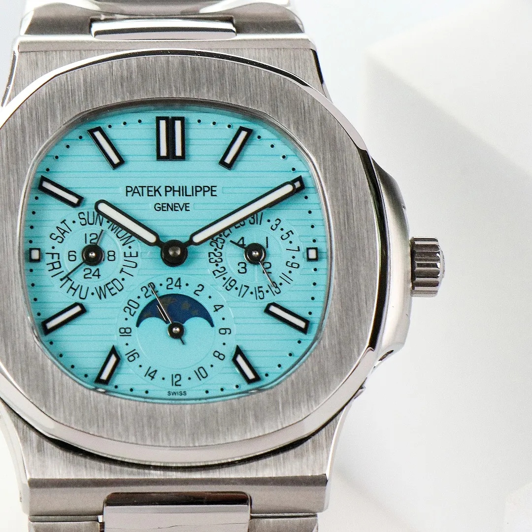 Patek Philippe Blue Nautilus Watch 5740/1G - Image 3