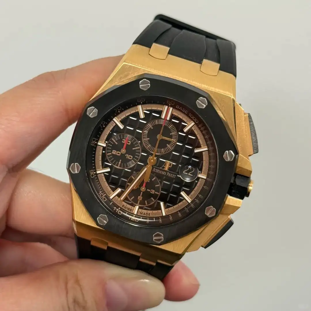 Audemars Piguet Royal Oak Offshore Selfwinding Chronograph Black 26401RO.OO.A002CA.02 - Image 4